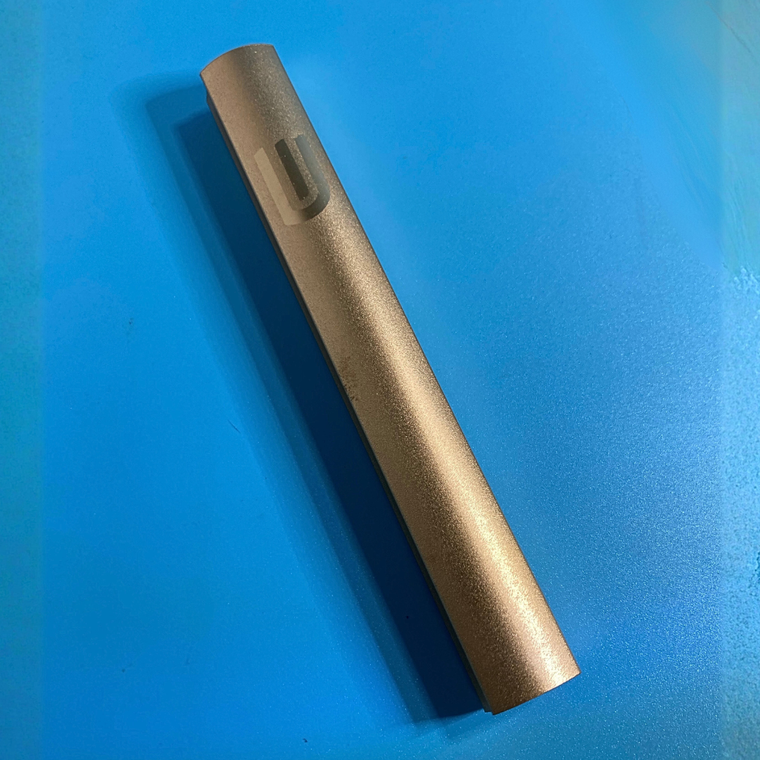 Mezuzah en Aluminio Dorado
