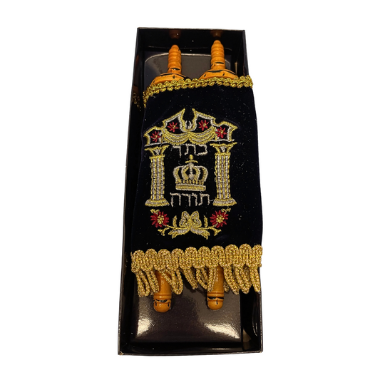 Sefer Tora Pequeño